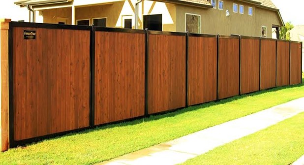 Why Do You Need Metal Posts with Your Wooden Fence