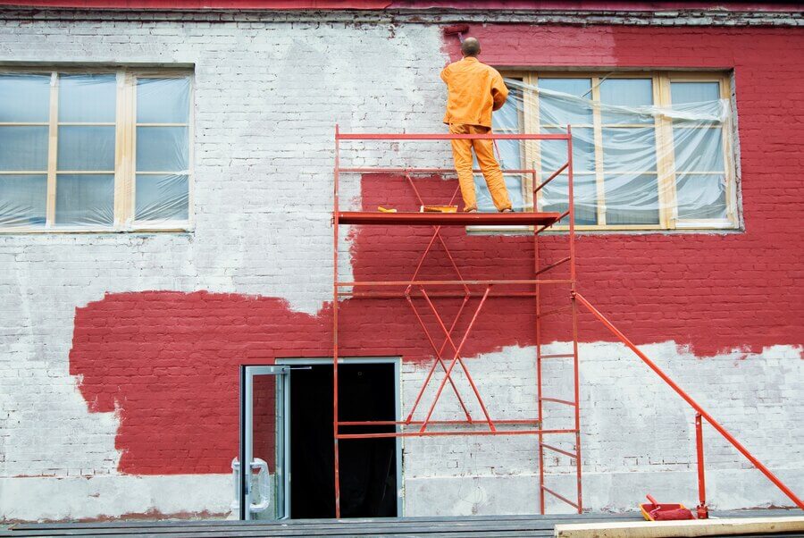 Choosing Exterior Wall Paints for Maximum Durability and Style